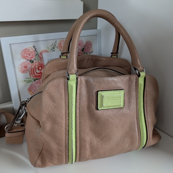 💚 Vintage 2010's Marc Jacobs Classic Q Fran Pebble Leather Crossbody Bag, Taupe - Picture 3 of 16